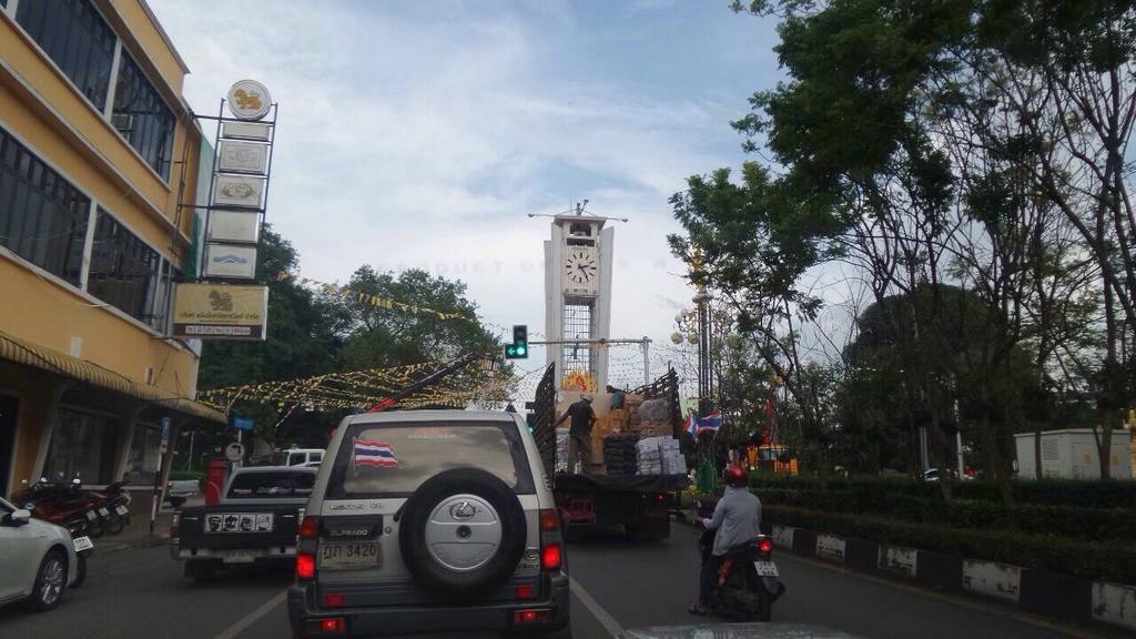 Usabuy Trang Bagian luar foto